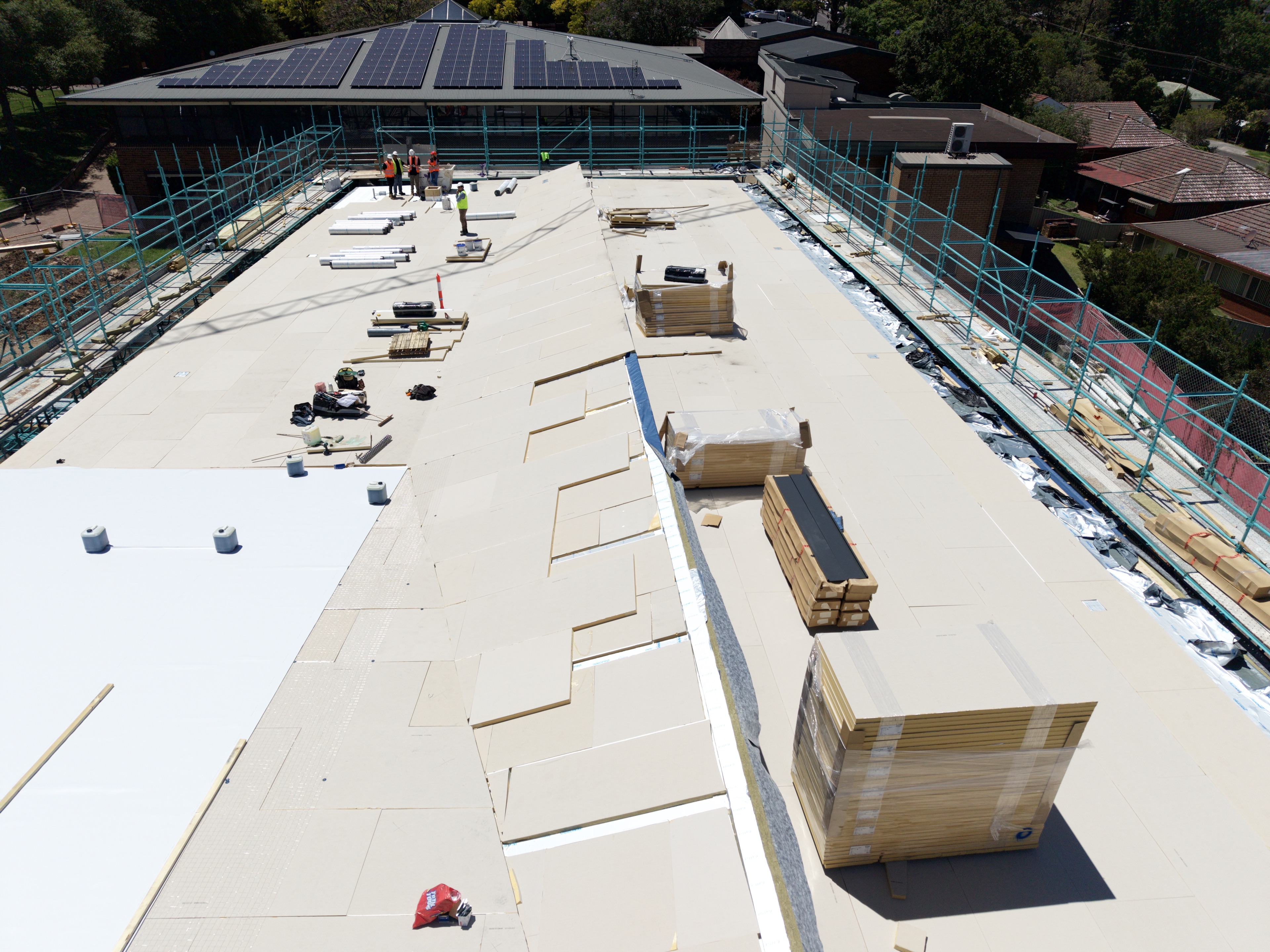 Insulated warm-roof buildup at TIGS